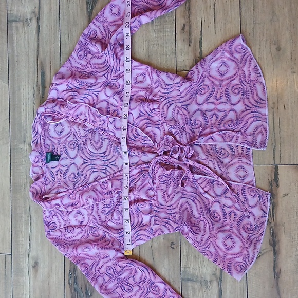 Wild Fable Pink Semi Sheer Geometric Print Long Sleeves Blouse. XS - Picture 12 of 17